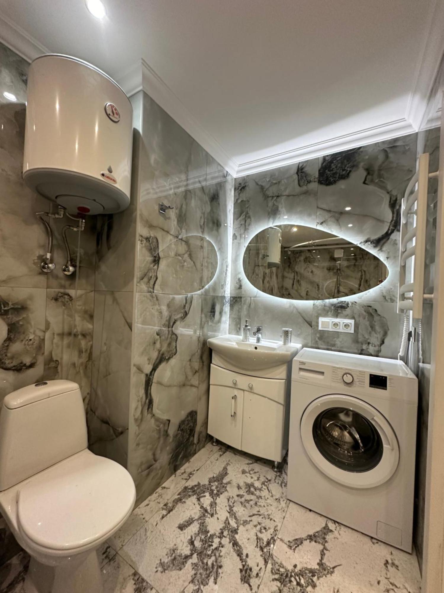 Flat 24 On Lesi Ukrainki 12 With 1 Bedroom Kyjev Exteriér fotografie